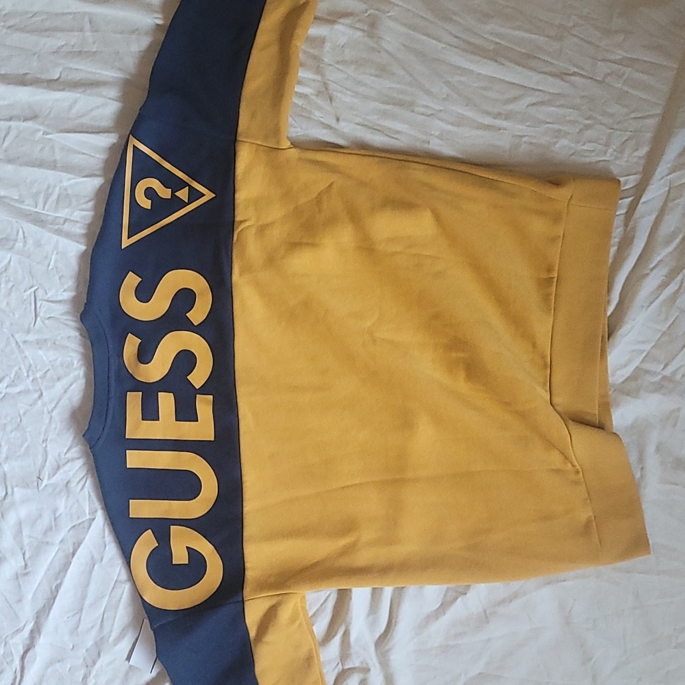 Guess crewneck, size M, Blue and yellow
